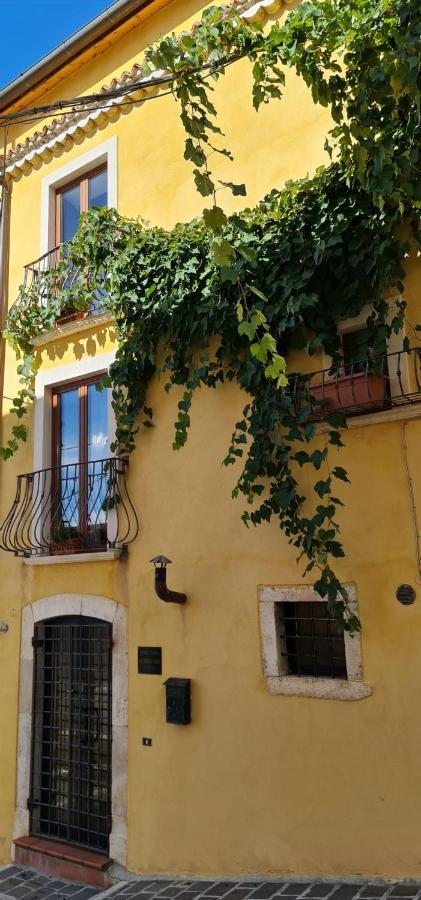 Villa Scaccia pensieri Cerchio Exterior foto