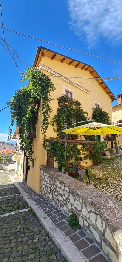 Villa Scaccia pensieri Cerchio Exterior foto