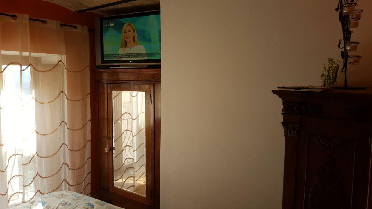 Villa Scaccia pensieri Cerchio Exterior foto